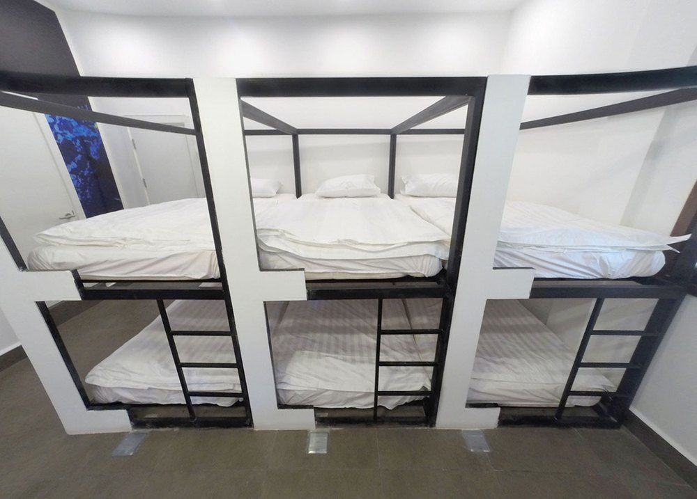 Aura Thematic Hostel Phnompen Kültér fotó