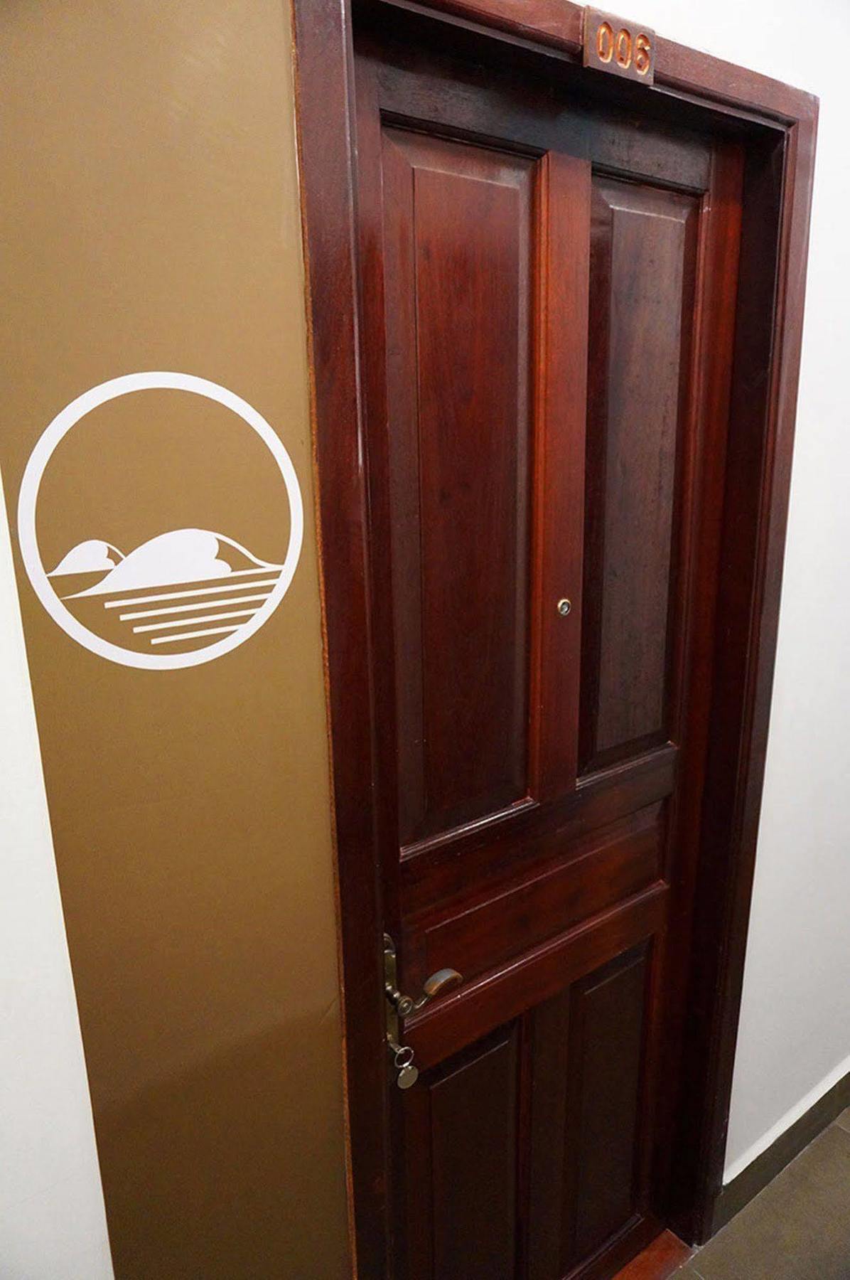 Aura Thematic Hostel Phnompen Kültér fotó